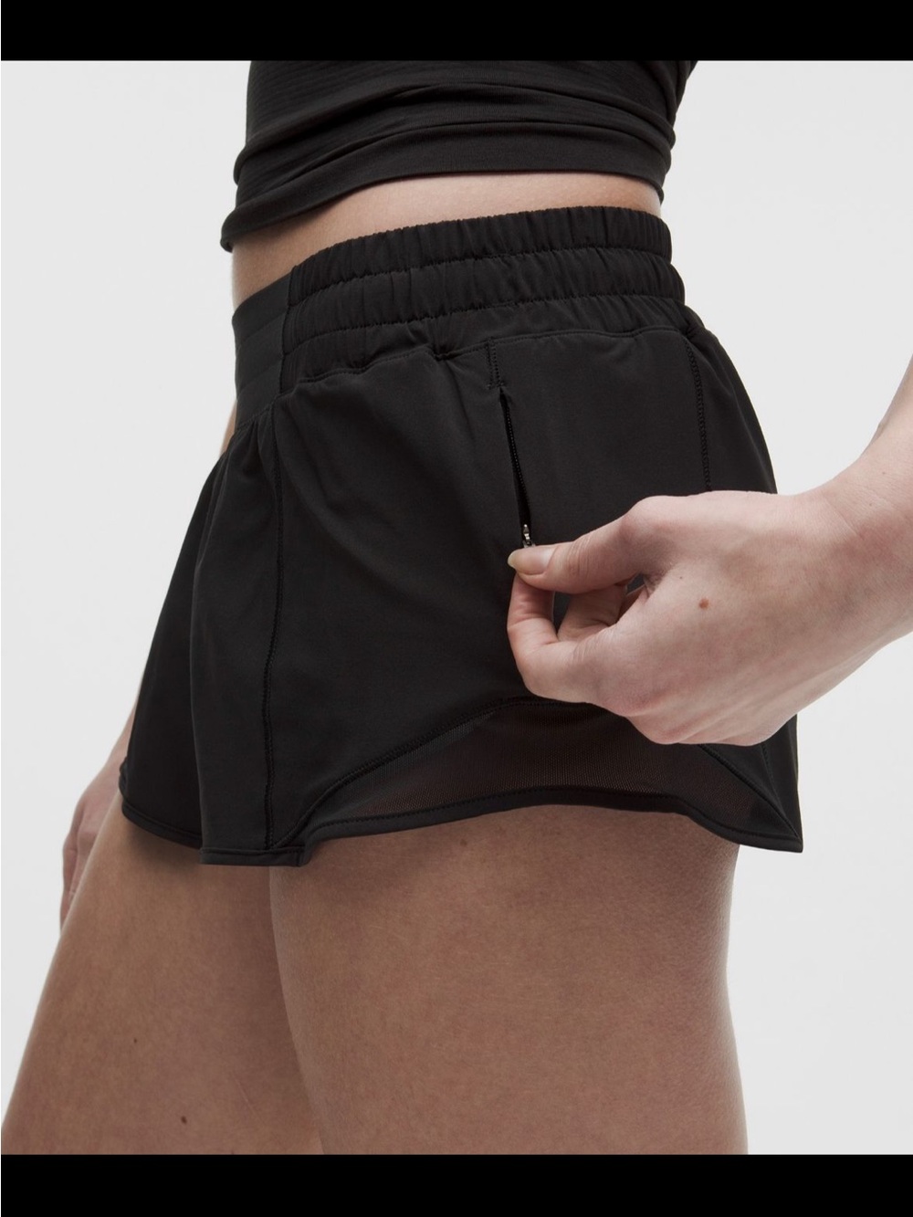 Lululemon Hotty Hot Low-Rise Lined shorts 2.5” Black Size 6